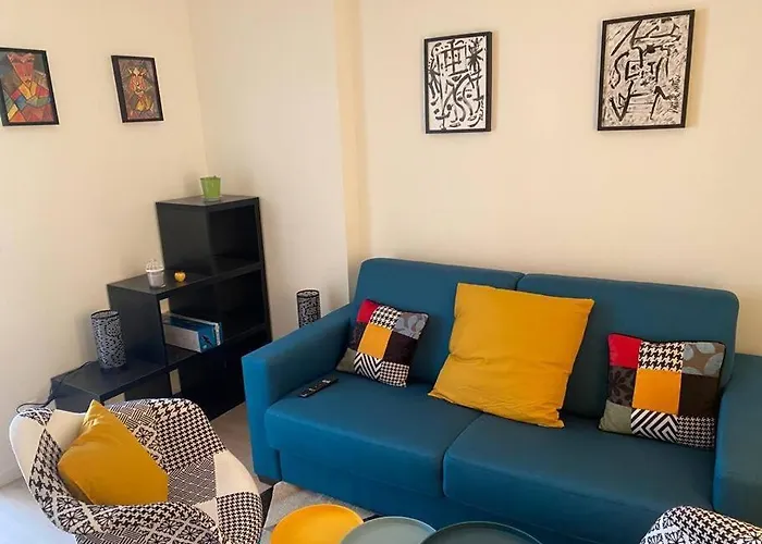 Charming I 4p Apartment